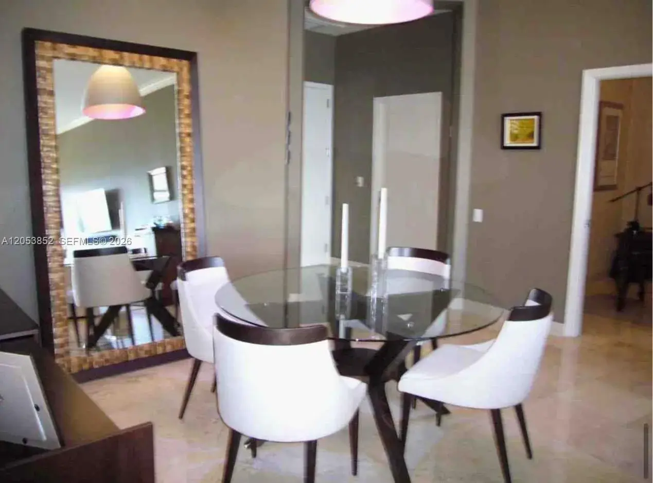 808 Brickell Key Dr # 606, Miami FL 33131