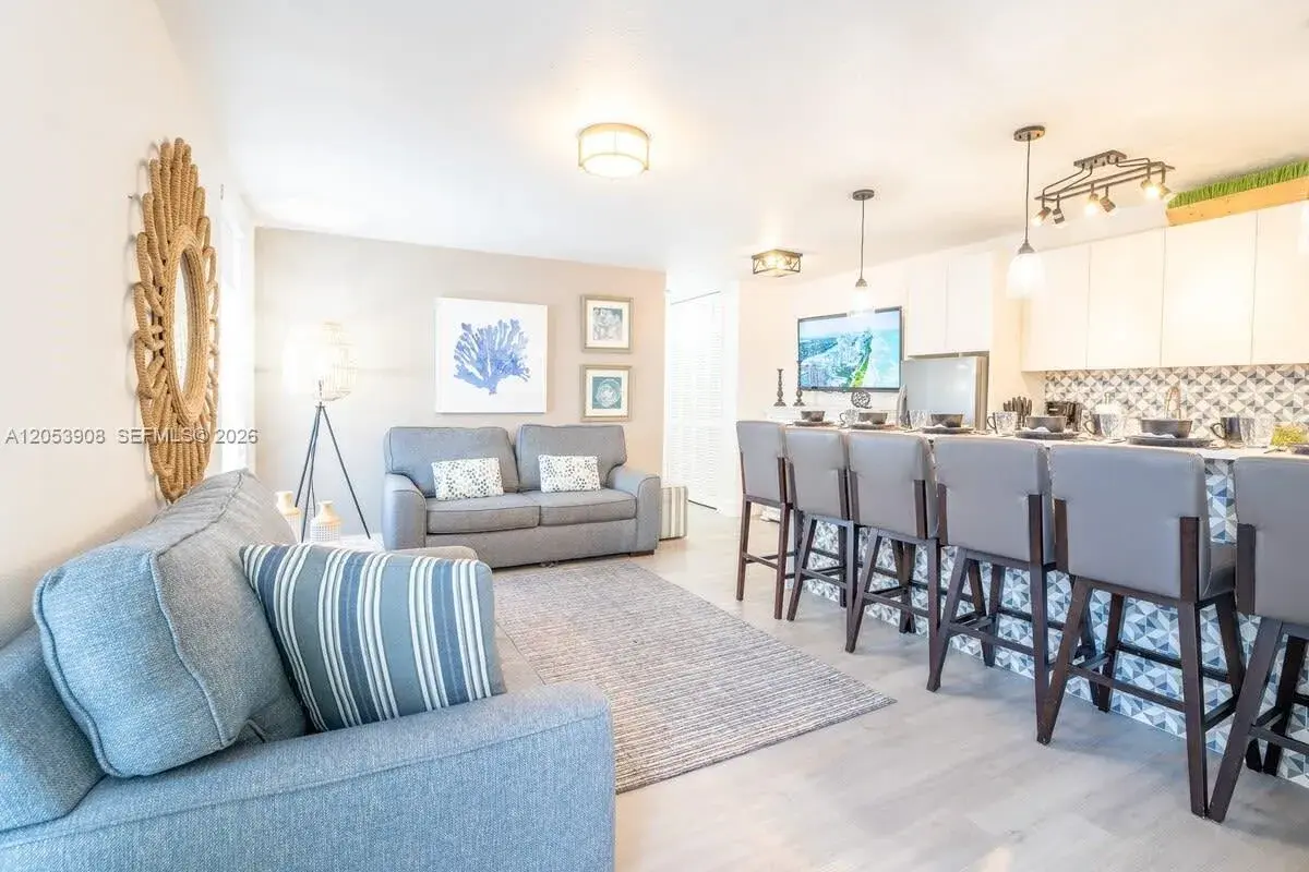 7830 abbott ave # 3, Miami Beach FL 33141