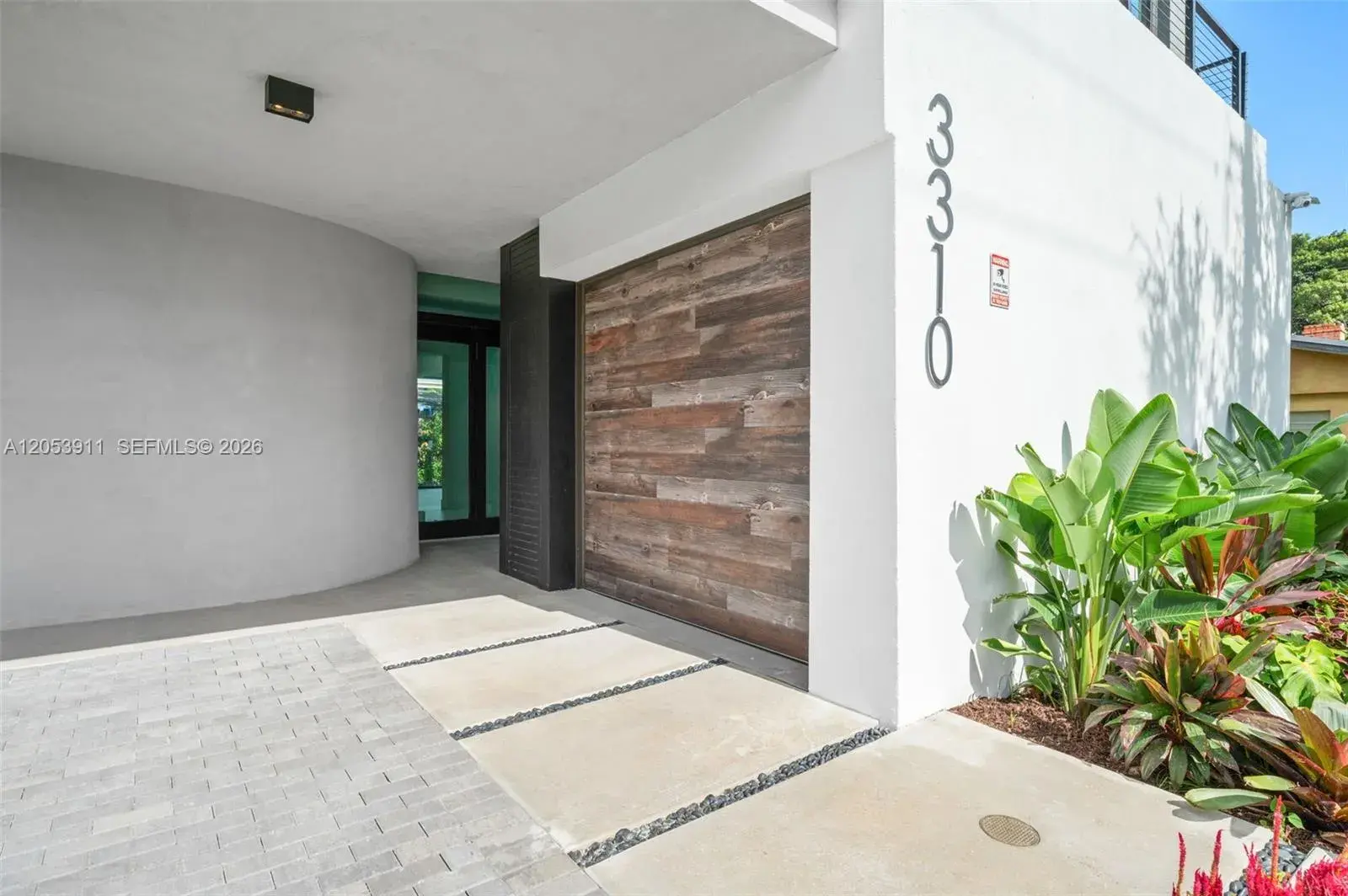 3310 Elizabeth St, Miami FL 33133