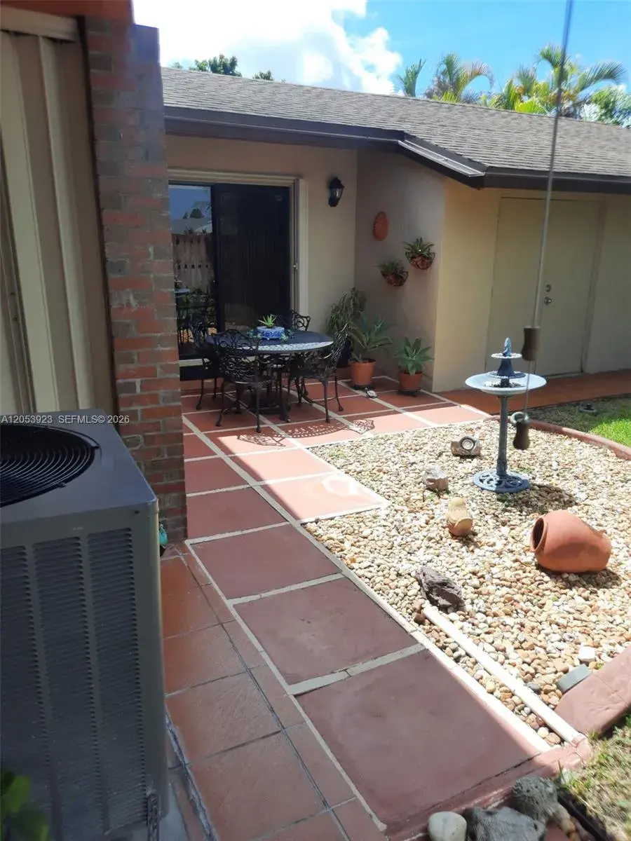 2 bedroom 1 bath Residential Lease for rent at 1325 NW 28 St # 1, Miami FL 33142