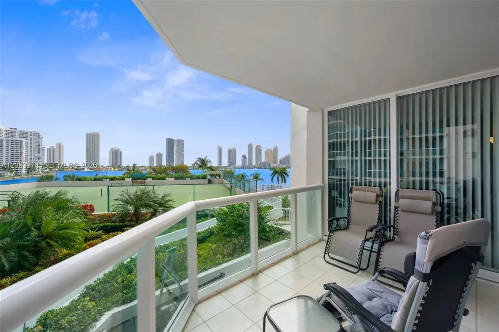 2 bedroom 2 bath Residential for sale at 3370 Hidden Bay Dr # 507, Aventura FL 33180