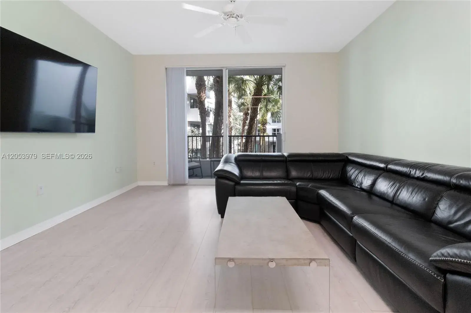 2421 NE 65th St # 217, Fort Lauderdale FL 33308