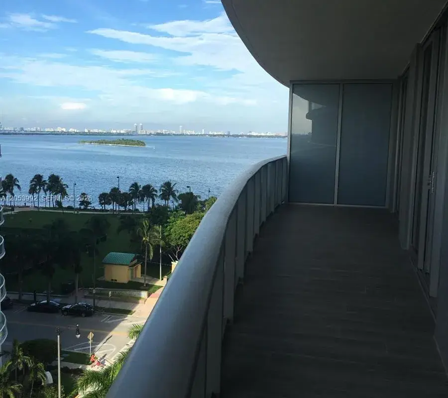 488 NE 18 st # 809, Miami FL 33132