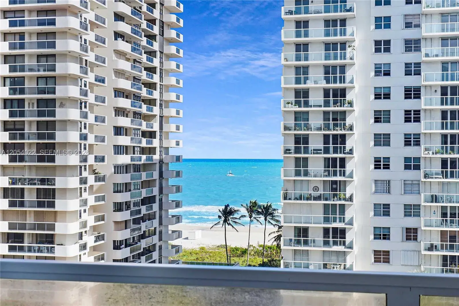 5700 Collins Ave # 10C, Miami Beach FL 33140