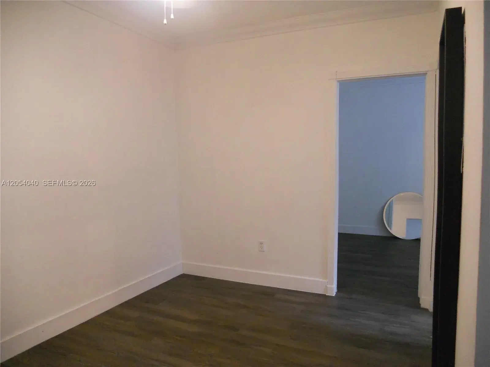 1043 NW 2nd St # 9, Miami FL 33128