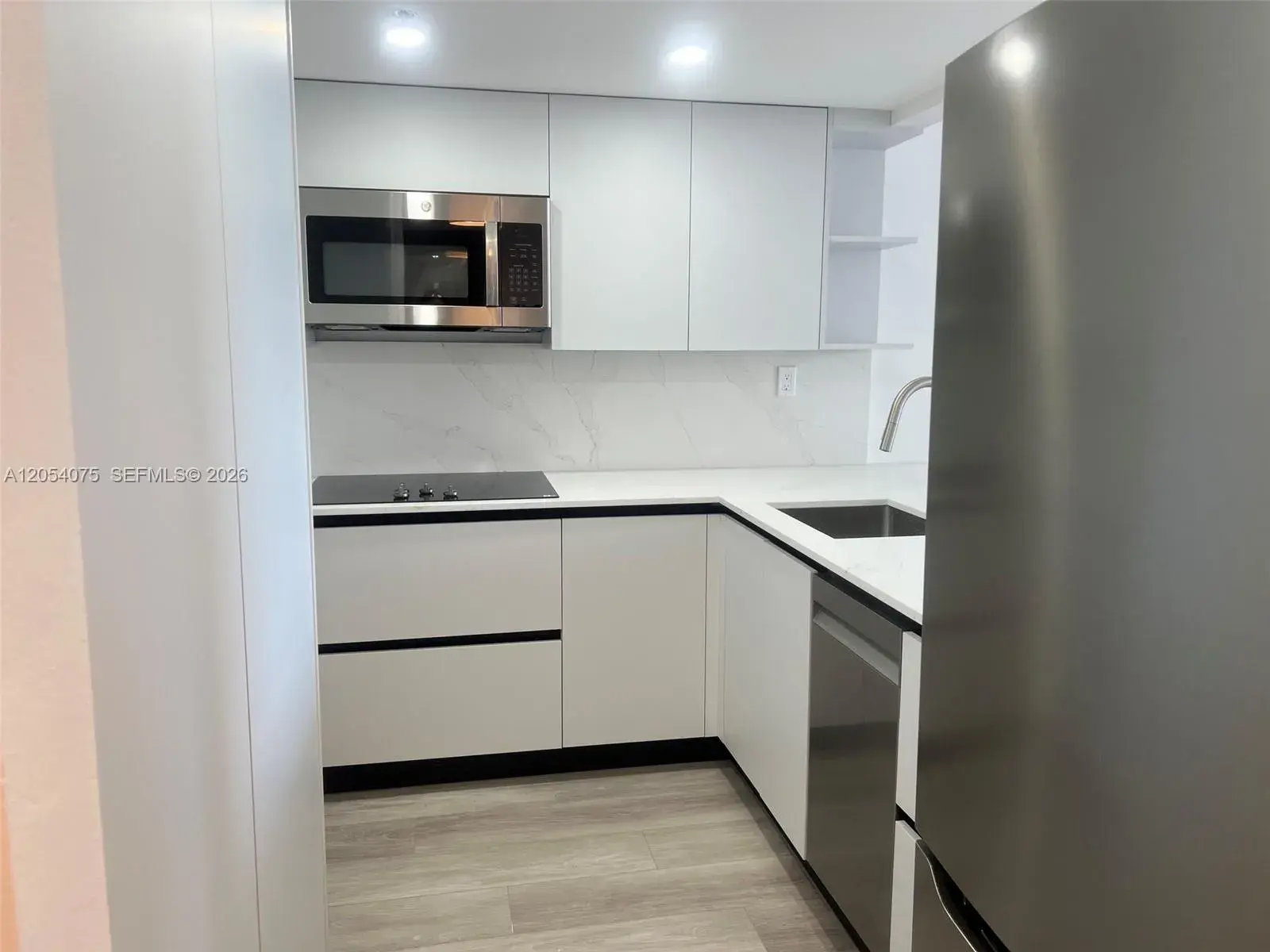 540 BRICKELL KEY DR # 1022, Miami FL 33131