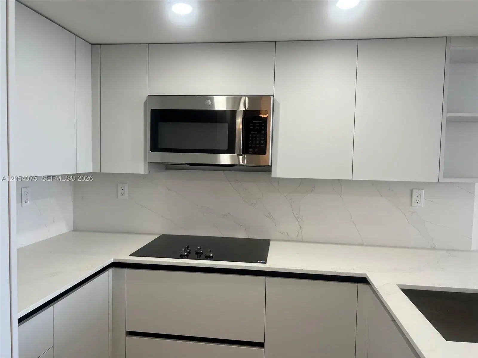 540 BRICKELL KEY DR # 1022, Miami FL 33131