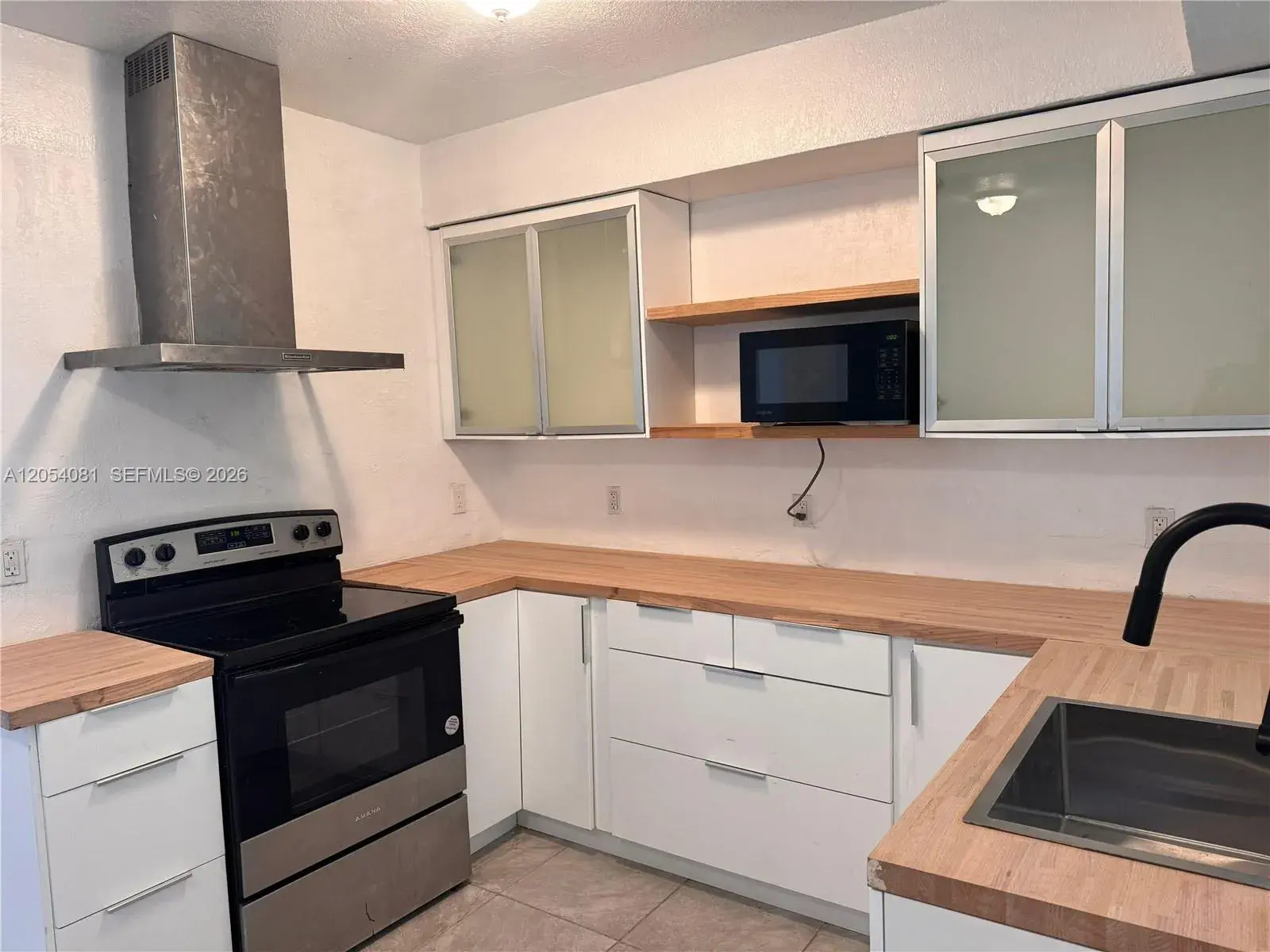 146 NW 56th St # 146, Miami FL 33127
