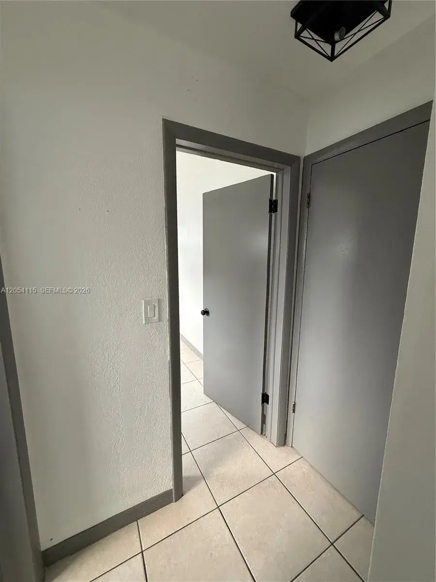 2216 Fillmore St # 6, Hollywood FL 33020