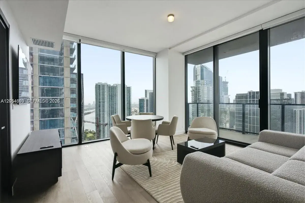 20 NE 11th St # 4904, Miami FL 33132
