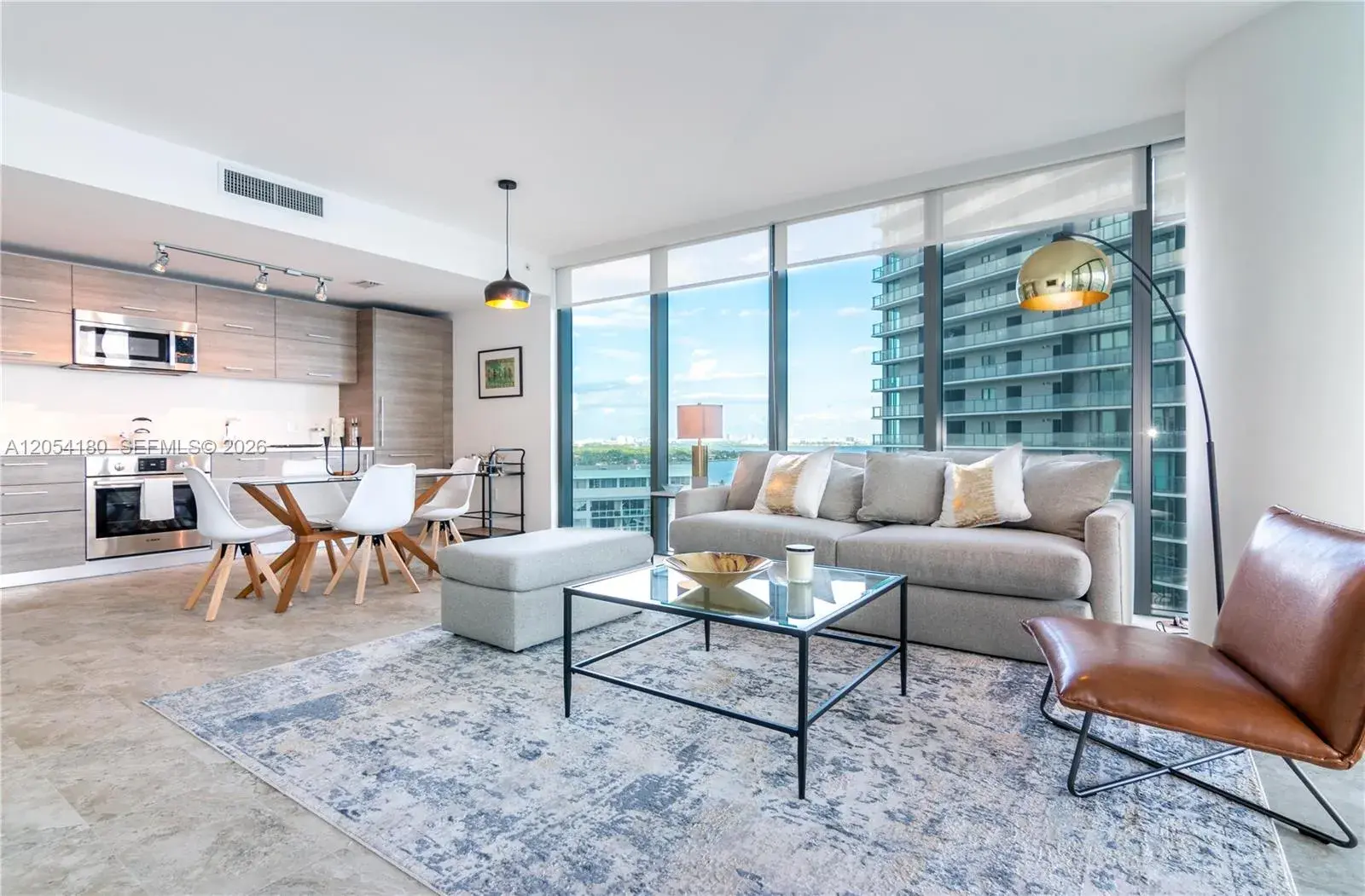 1 bedroom 2 bath Residential for sale at 650 NE 32nd St # 1507, Miami FL 33137