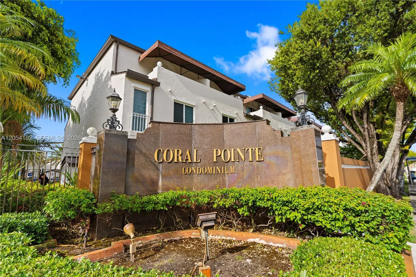 8585 NW 6th Ln # 208, Miami FL 33126