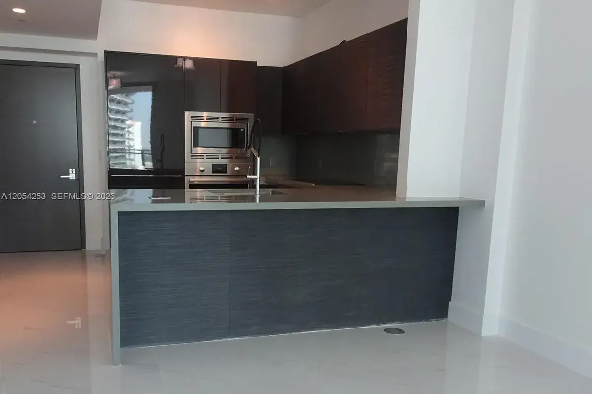 1080 Brickell Ave # 1607, Miami FL 33131