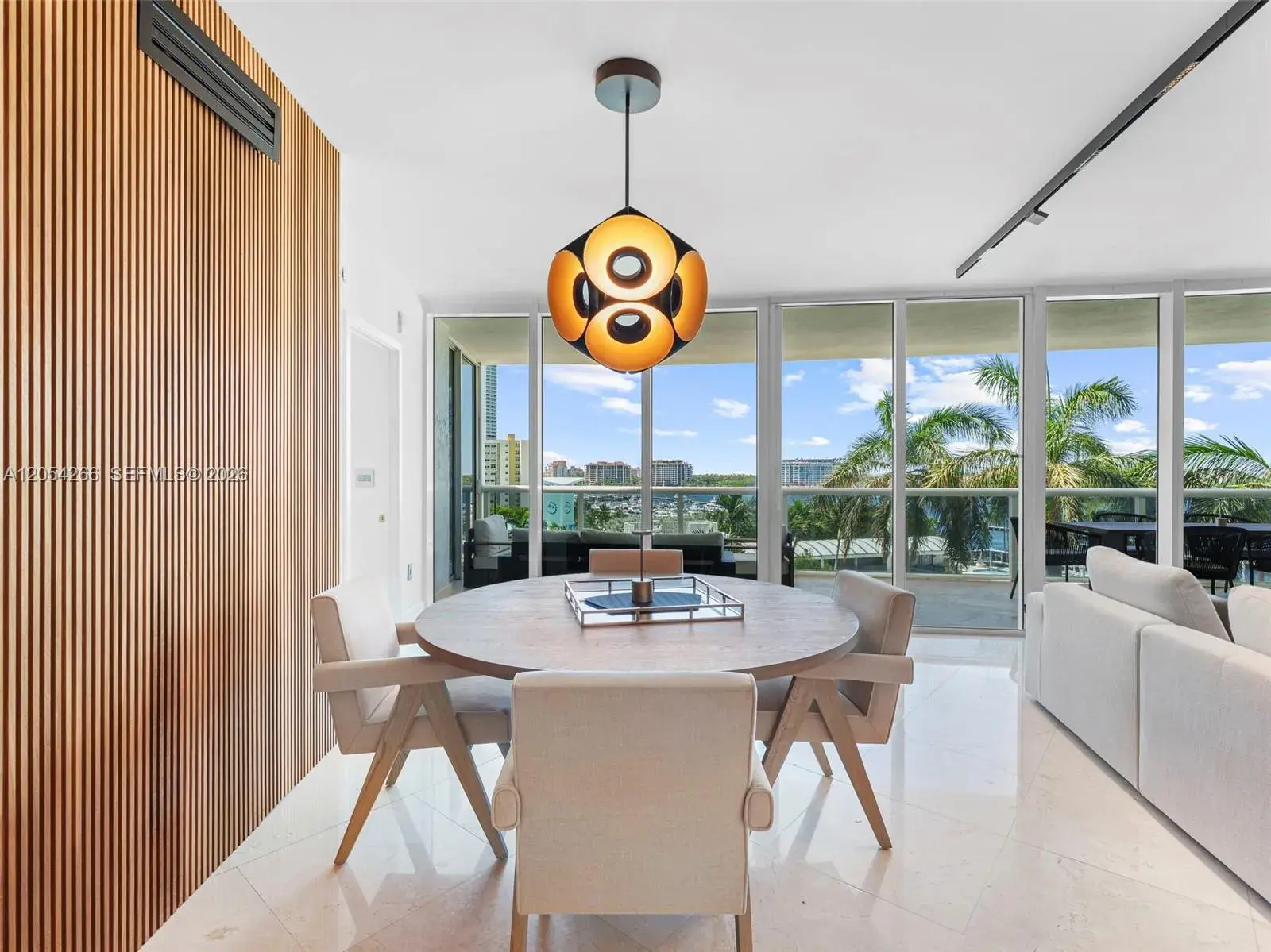 400 Alton Rd # 808, Miami Beach FL 33139