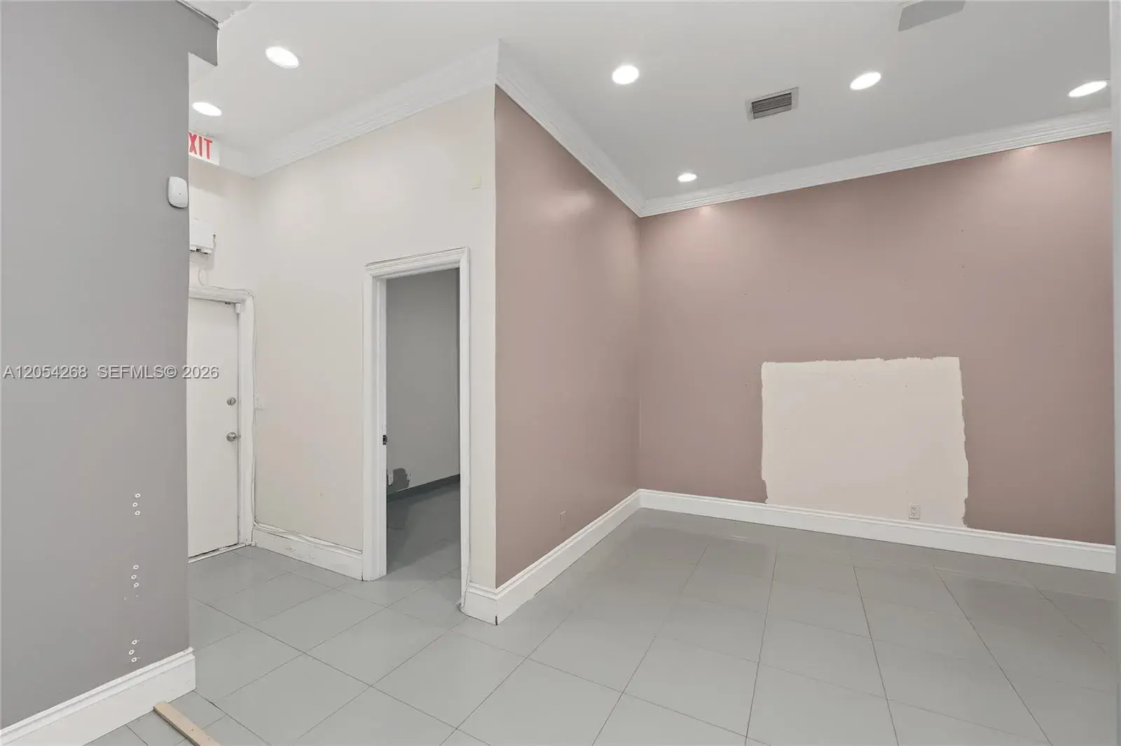 3313 NE 32nd St, Fort Lauderdale FL 33308