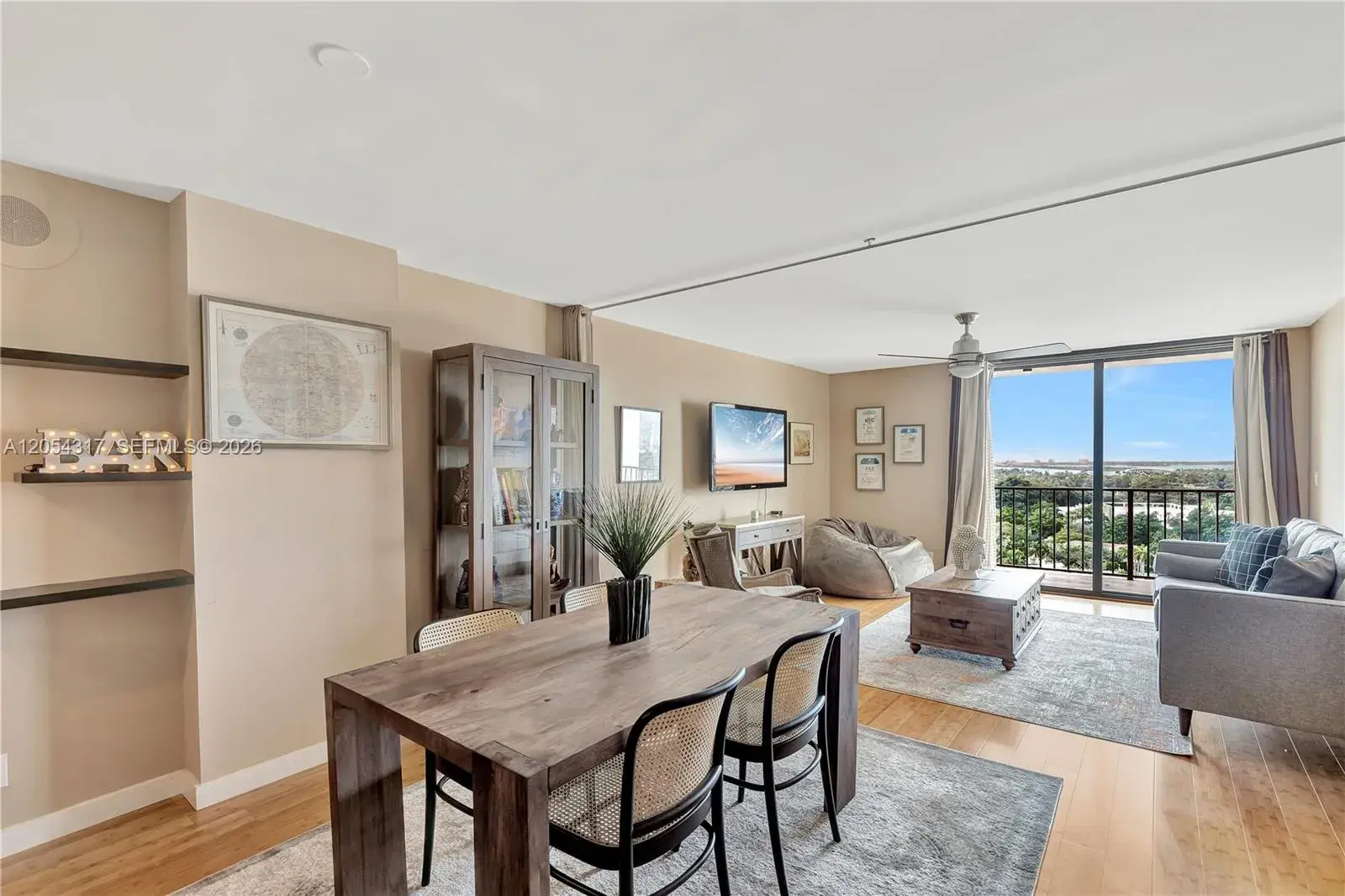 2625 Collins Ave # 1609, Miami Beach FL 33140
