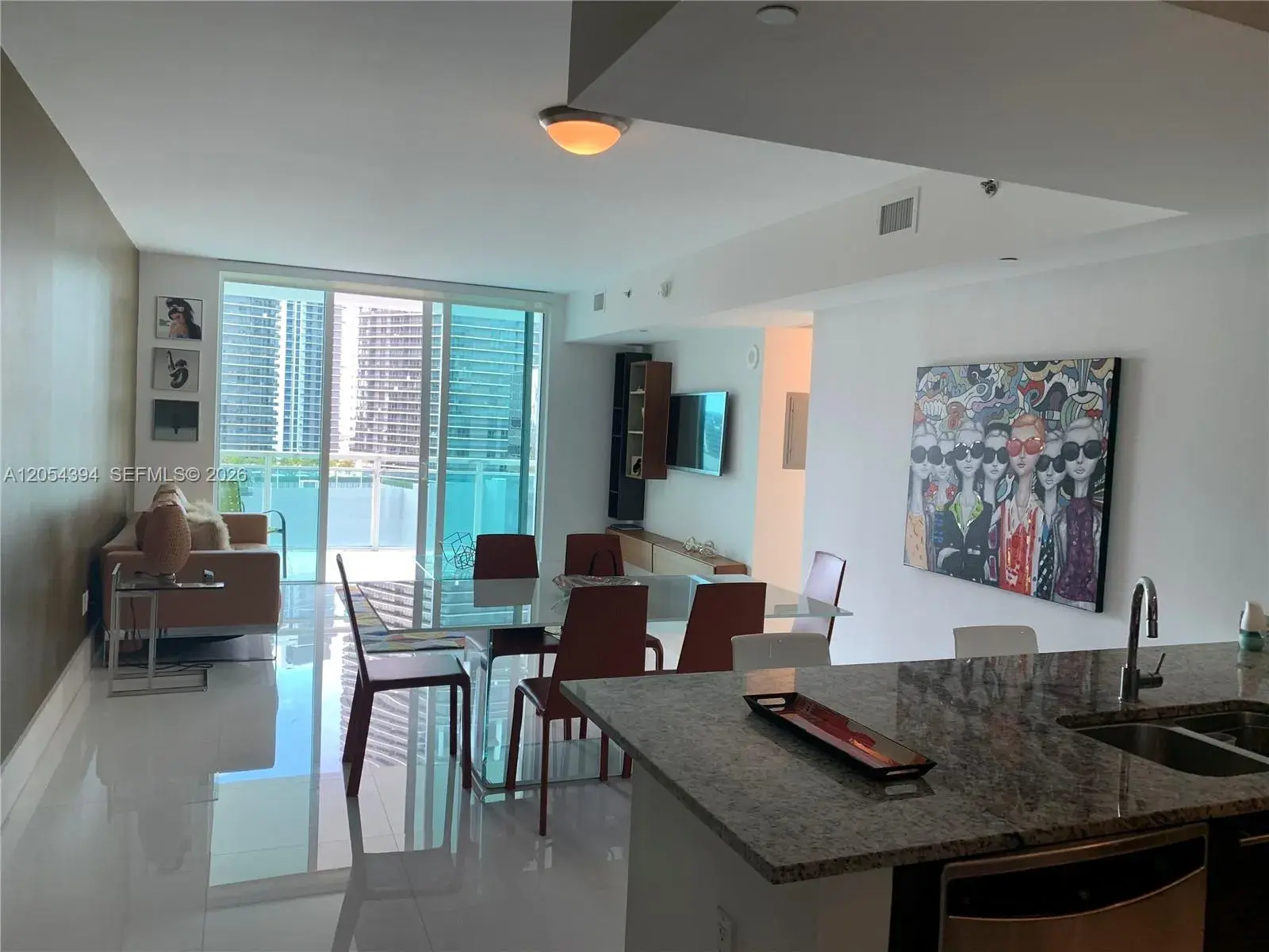 1 bedroom 1 bath Residential Lease for rent at 950 BRICKELL BAY DRIVE # 1900, Miami FL 33131
