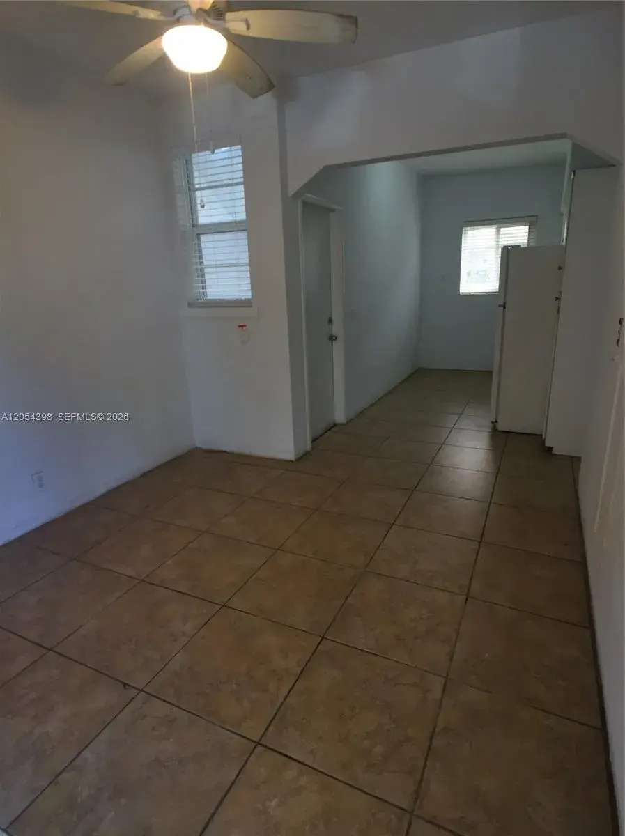 901 7th St # 1, Miami Beach FL 33139