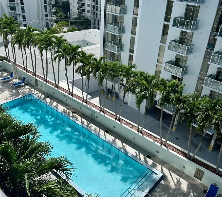 1600 SW 1st Ave # 812, Miami FL 33129