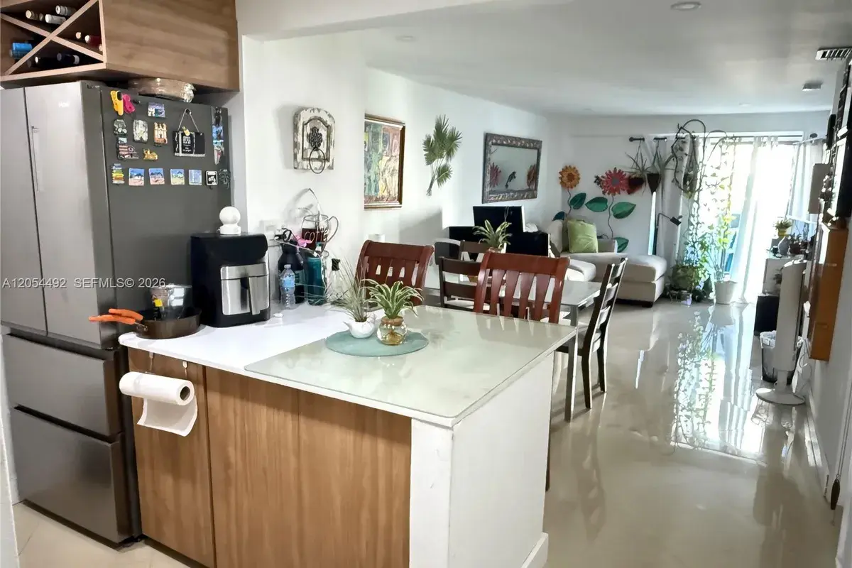 777 SW 9th Ave # 205, Miami FL 33130