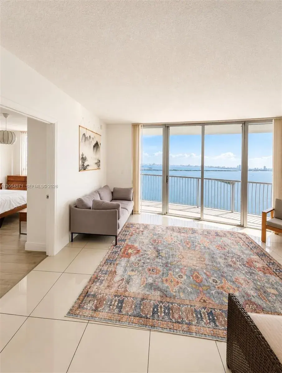 1750 N Bayshore Dr # 4201, Miami FL 33132
