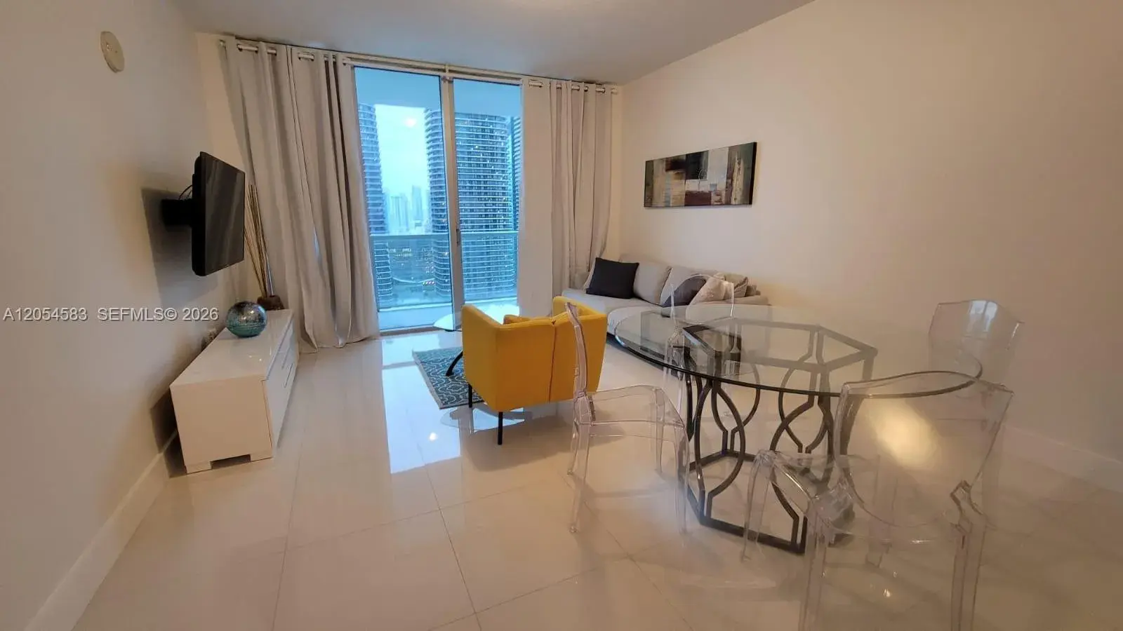 1111 SW 1st Ave, Miami FL 33130