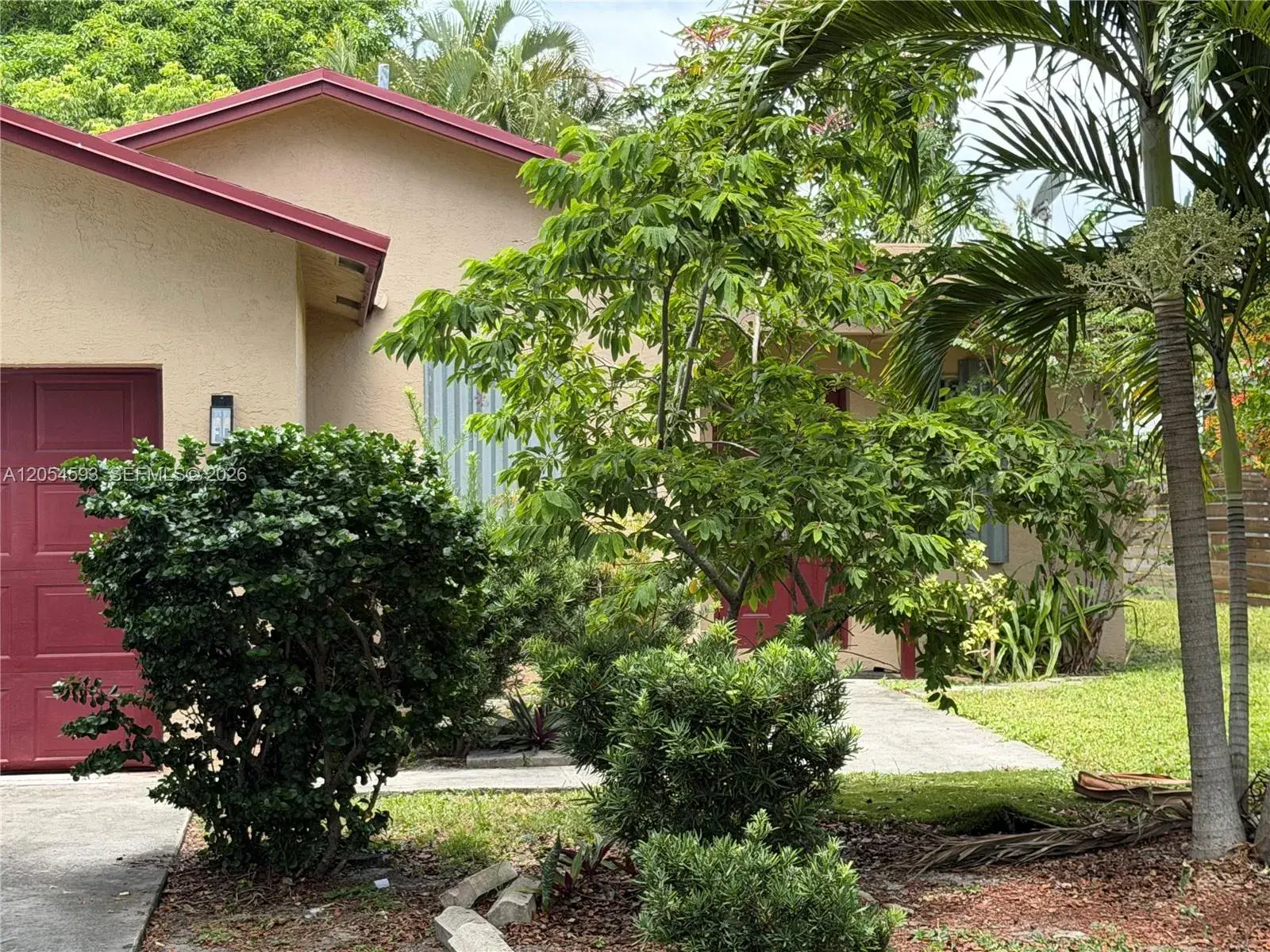 1561 NW 7th Ter, Pompano Beach FL 33060
