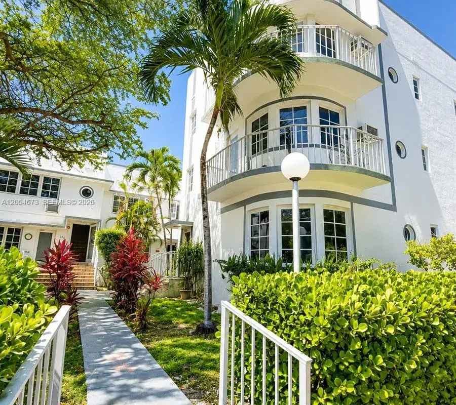 322 25th St # 2, Miami Beach FL 33140