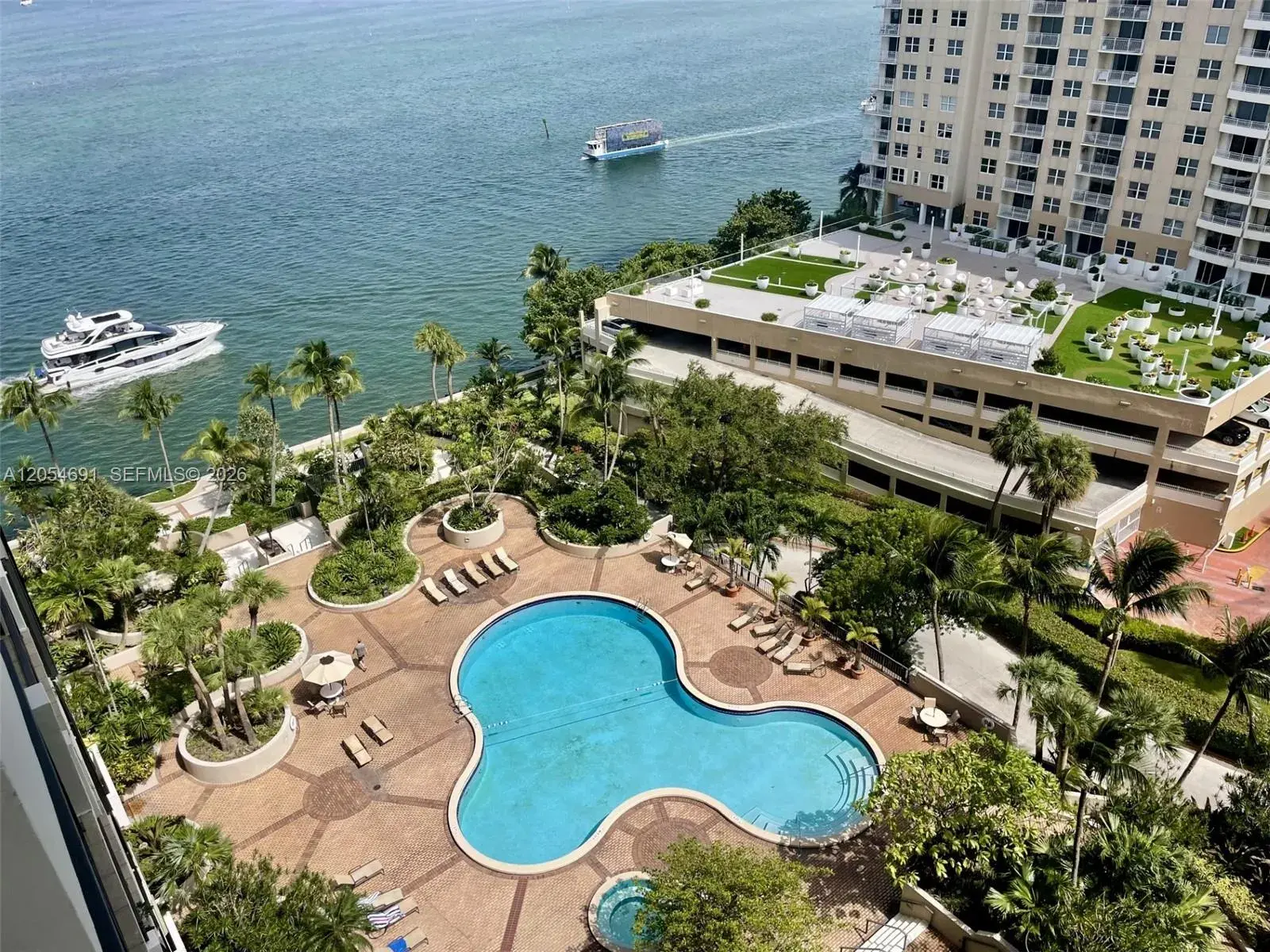 520 Brickell Key Dr # A1512, Miami FL 33131