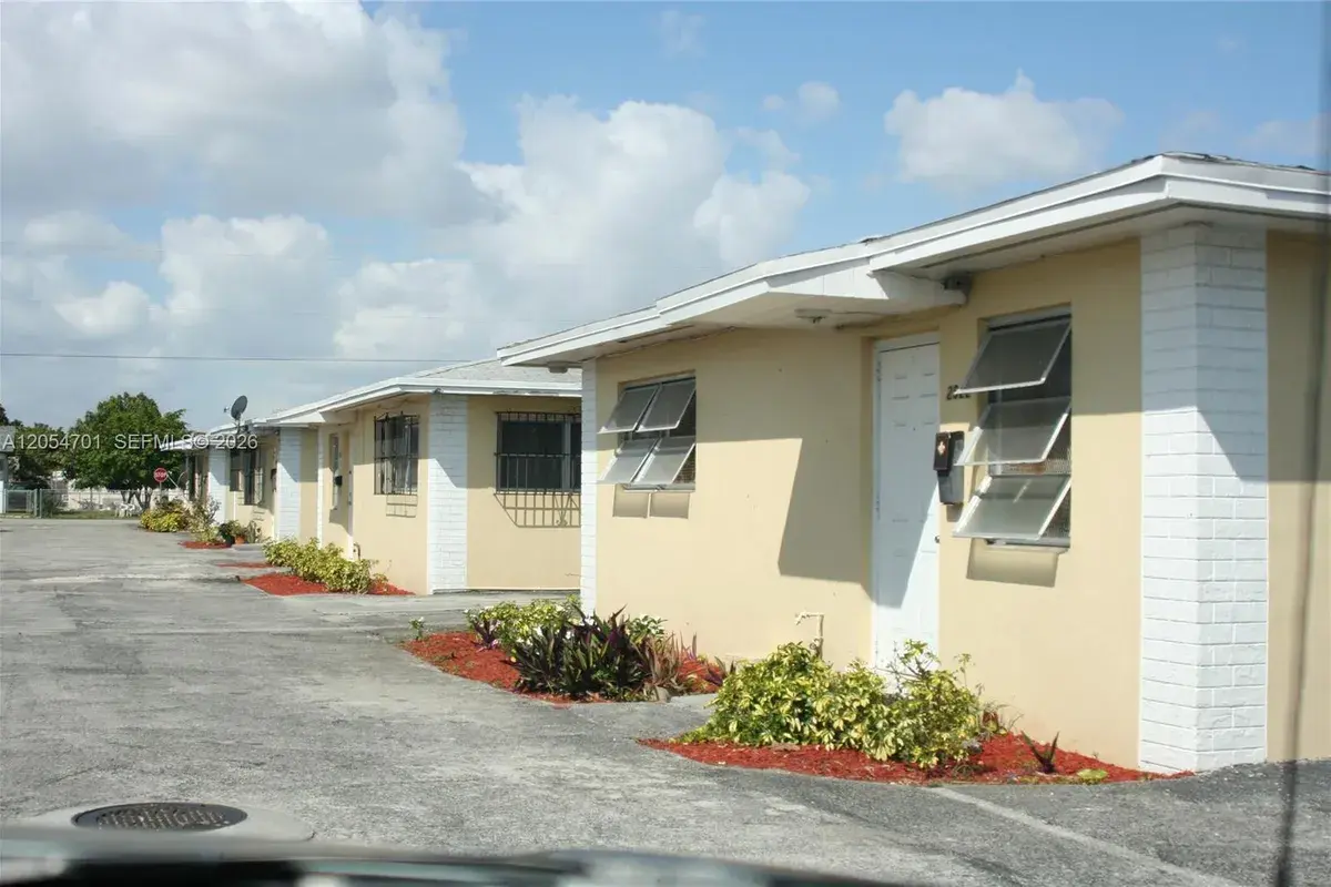 2910 NW 92nd St # 2930, Miami FL 33147