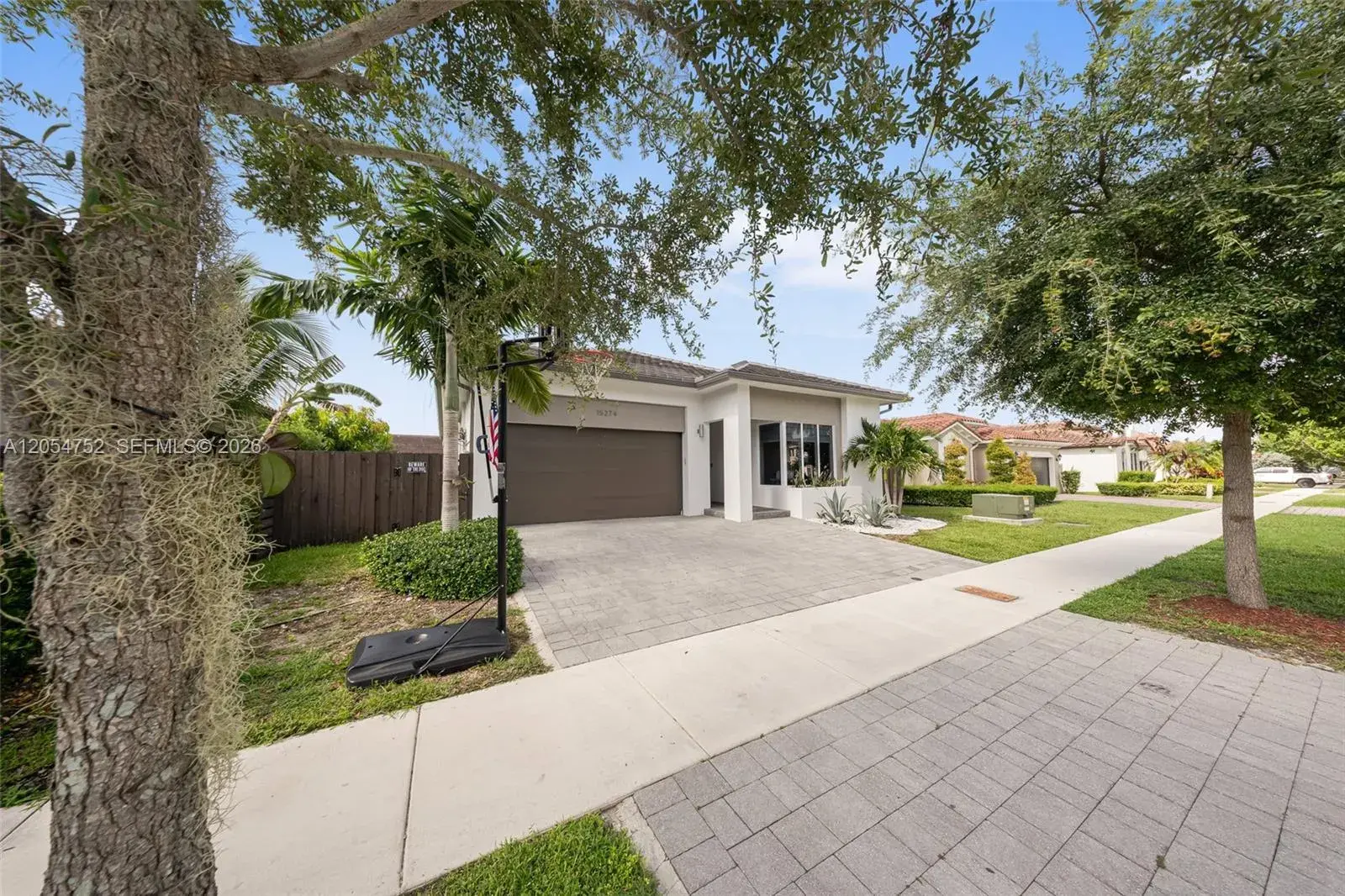 15274 SW 176th Ln, Miami FL 33187