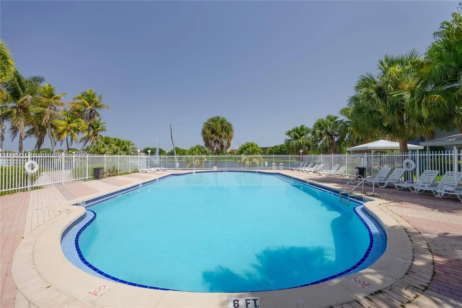 9365 Fontainebleau Blvd # E205, Miami FL 33172
