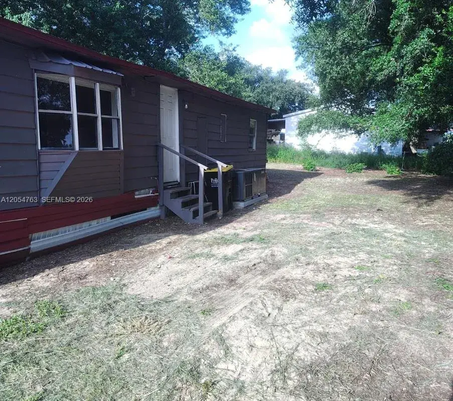 26 Candlelight Dr, Lake Wales FL 33859