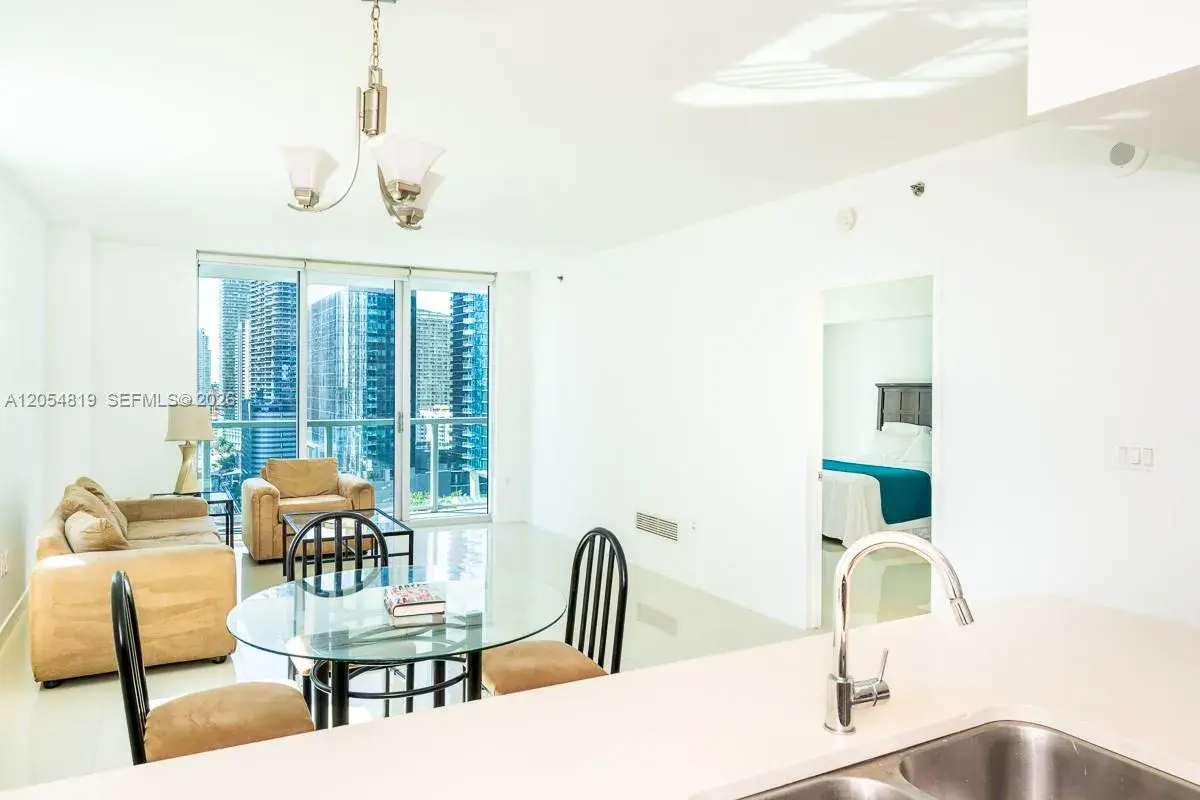 2 bedroom 2 bath Residential Lease for rent at 55 SE 6 STREET # 2210, Miami FL 33131