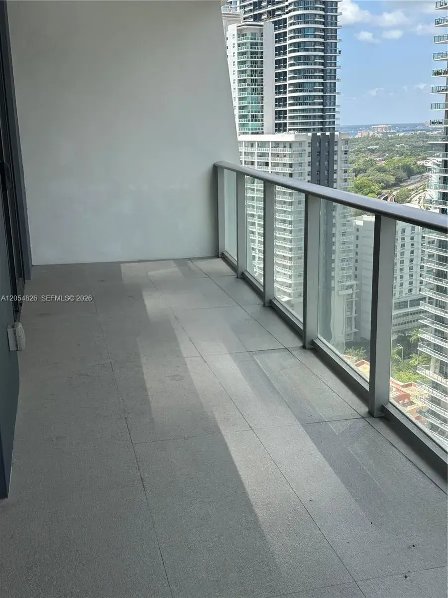 1010 Brickell Ave # 2707, Miami FL 33131