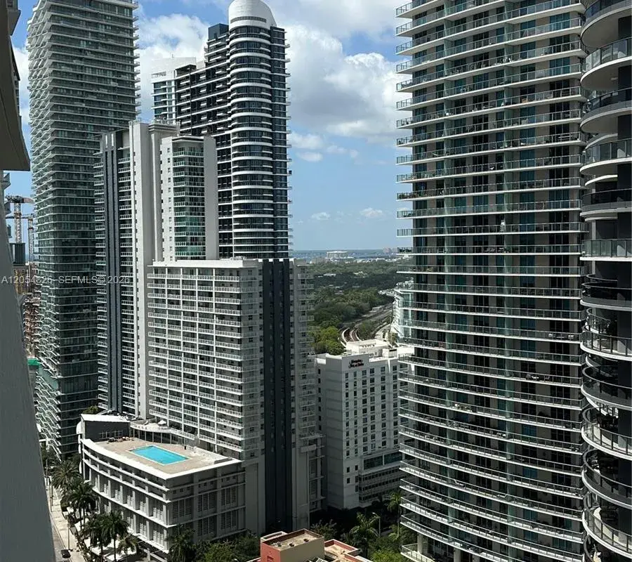 1010 Brickell Ave # 2707, Miami FL 33131