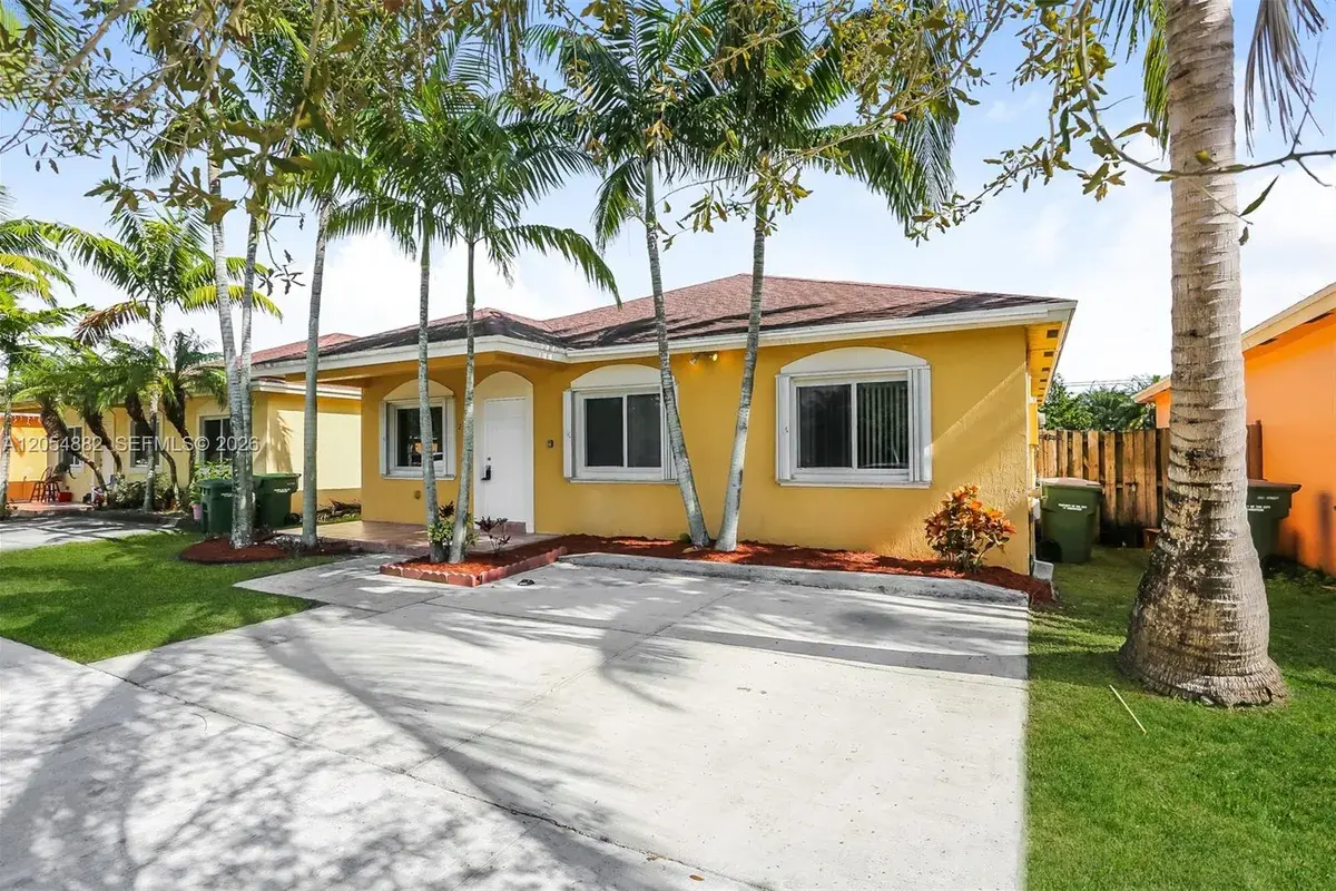 213 SW 15th Pl, Homestead FL 33030