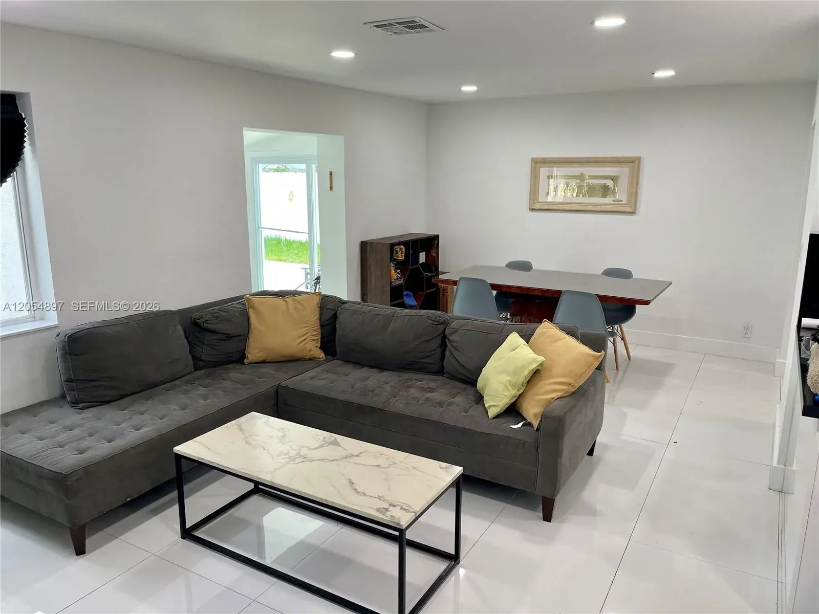 6610 Cody St, Hollywood FL 33024