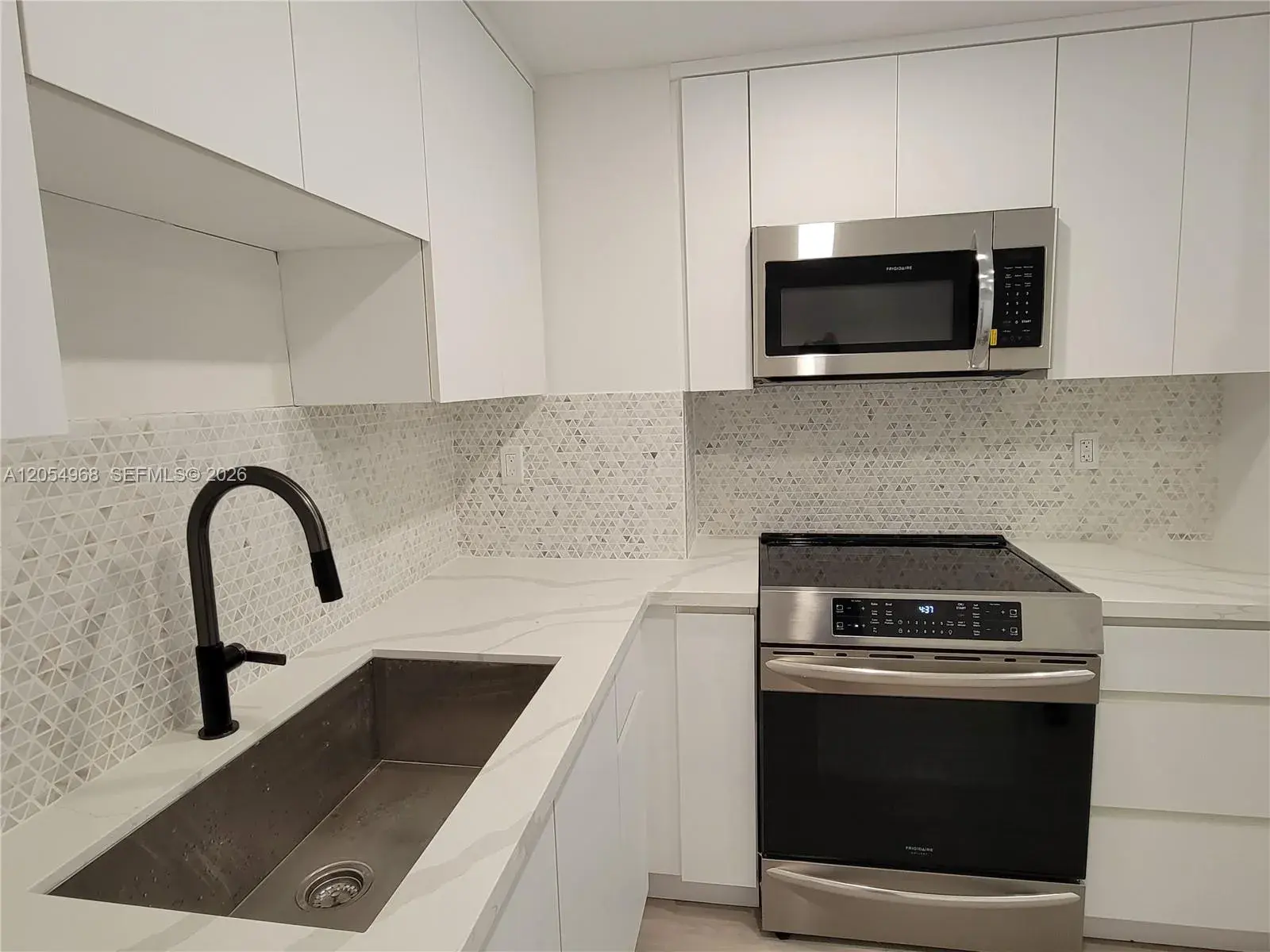 2655 Collins Ave # 608, Miami Beach FL 33140