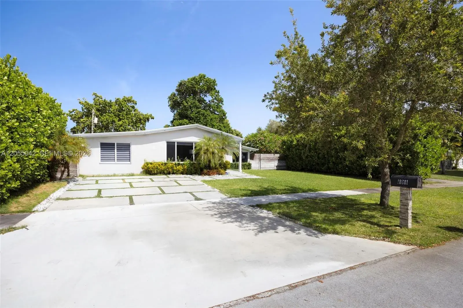 4 bedroom 2 bath Residential for sale at 18681 Belview Dr, Cutler Bay FL 33157