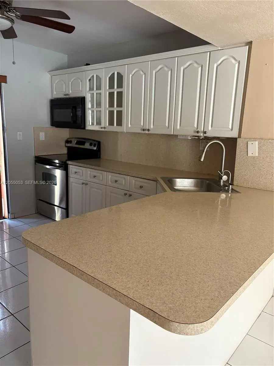 1907 SW 107th Ave # 807, Miami FL 33165