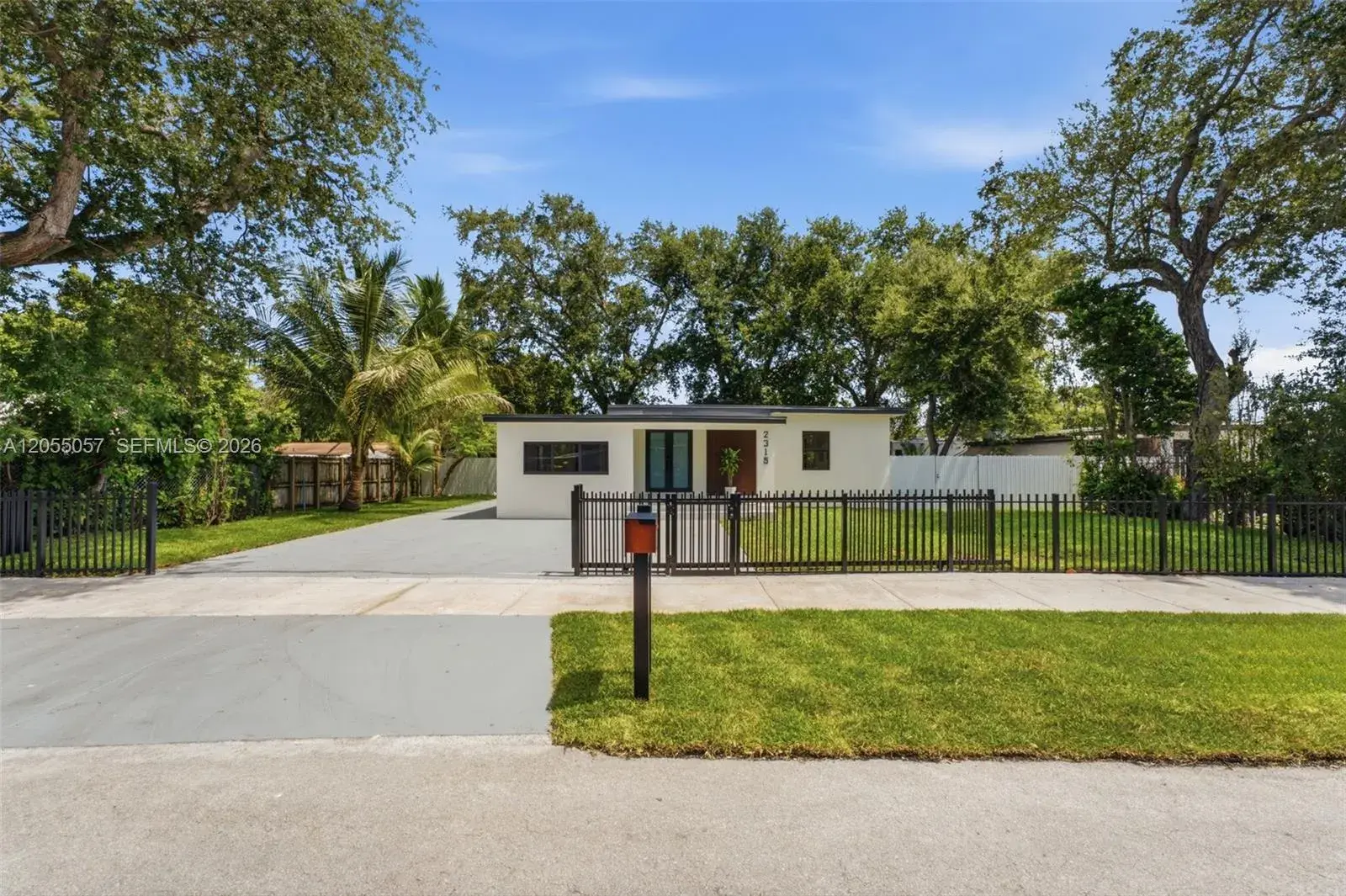 2315 NW 97th St, Miami FL 33147