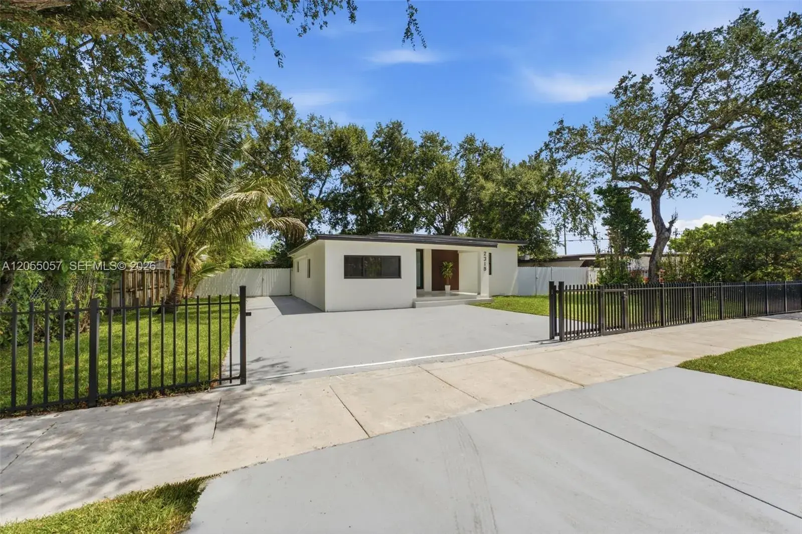 2315 NW 97th St, Miami FL 33147