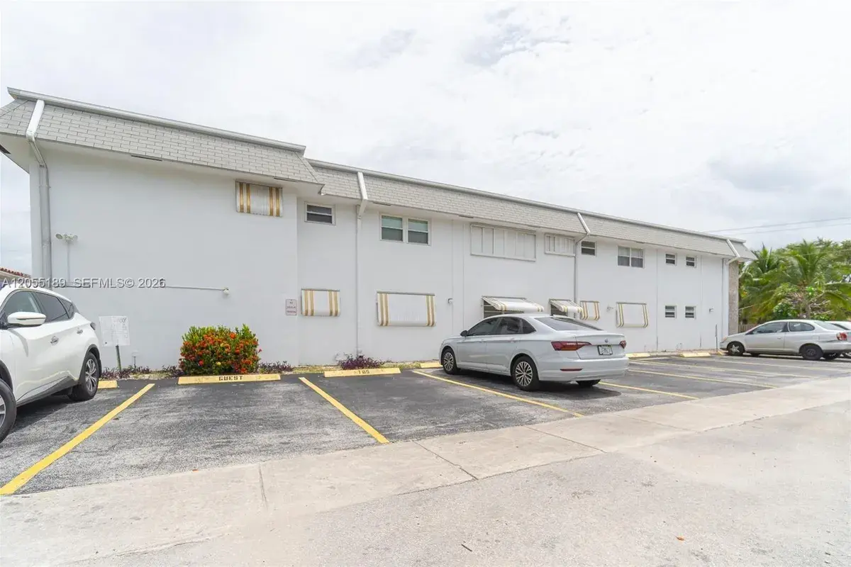 1300 N 17th Ave # 108, Hollywood FL 33020