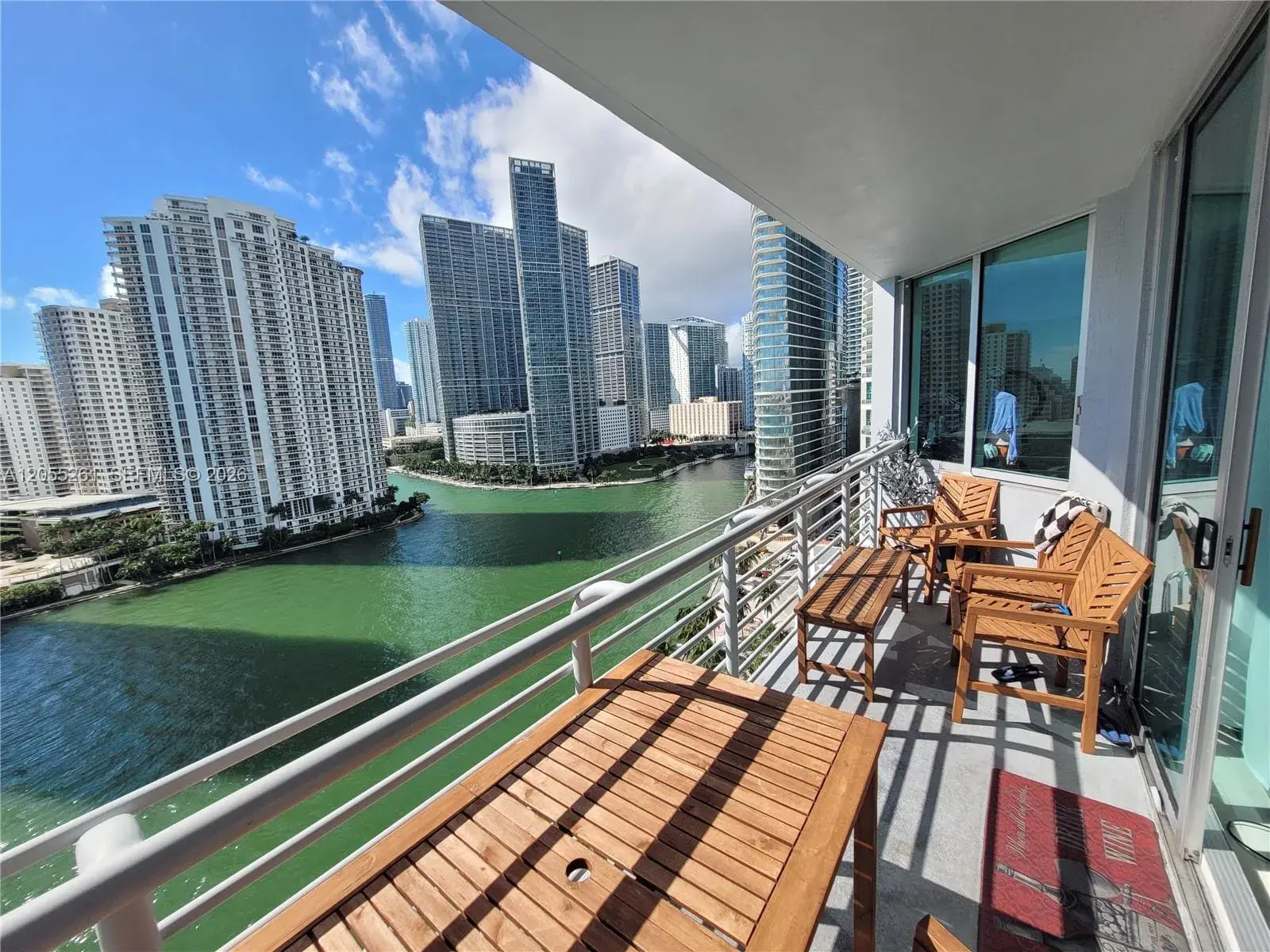 325 S Biscayne Blvd # 1719, Miami FL 33131