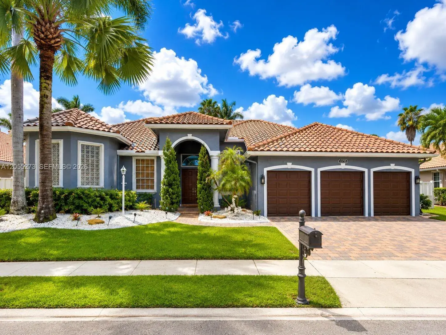 13755 NW 18th Ct, Pembroke Pines FL 33028