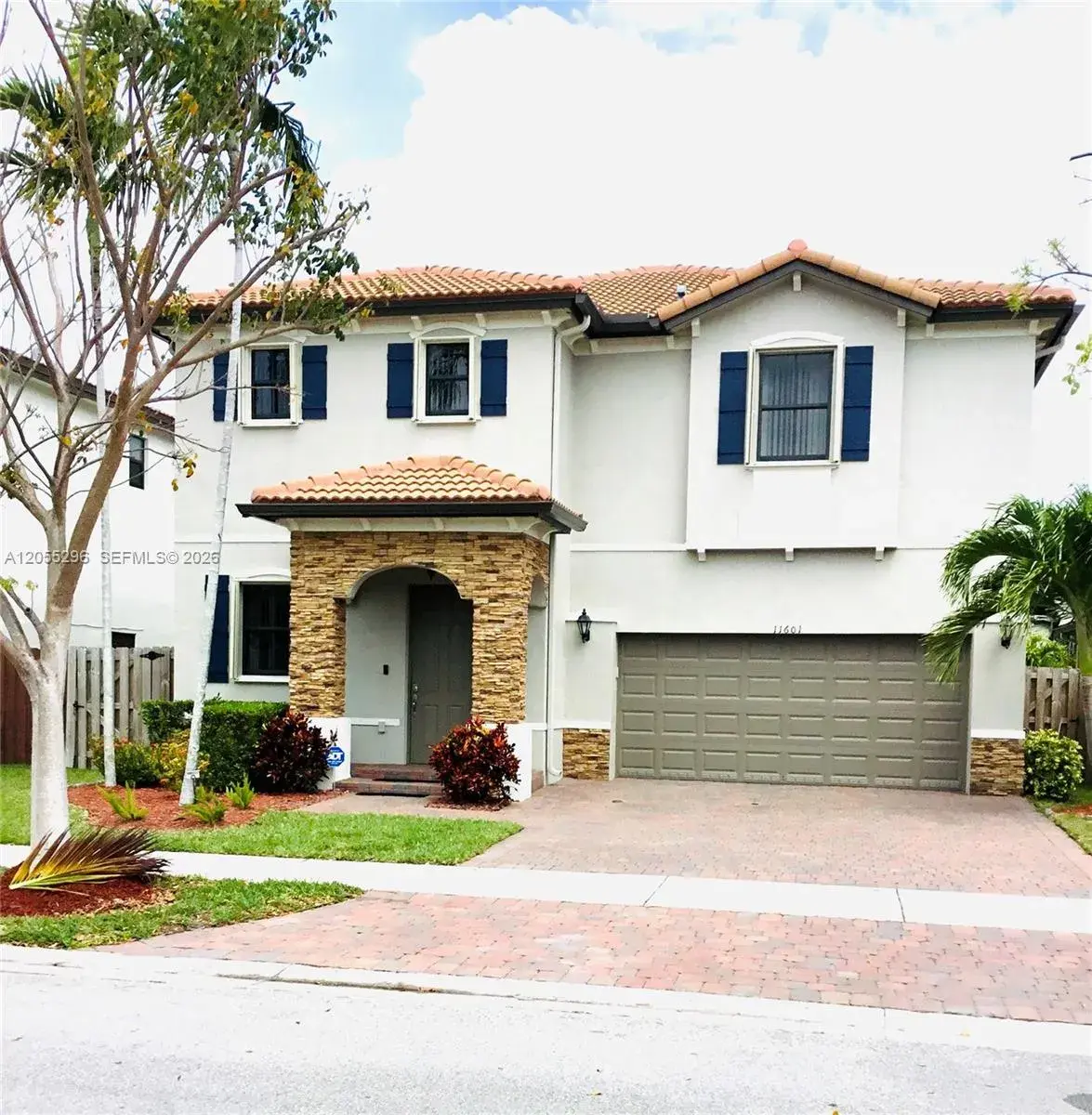 5 bedroom 3 bath Residential for sale at 11601 SW 232nd Ln, Homestead FL 33032