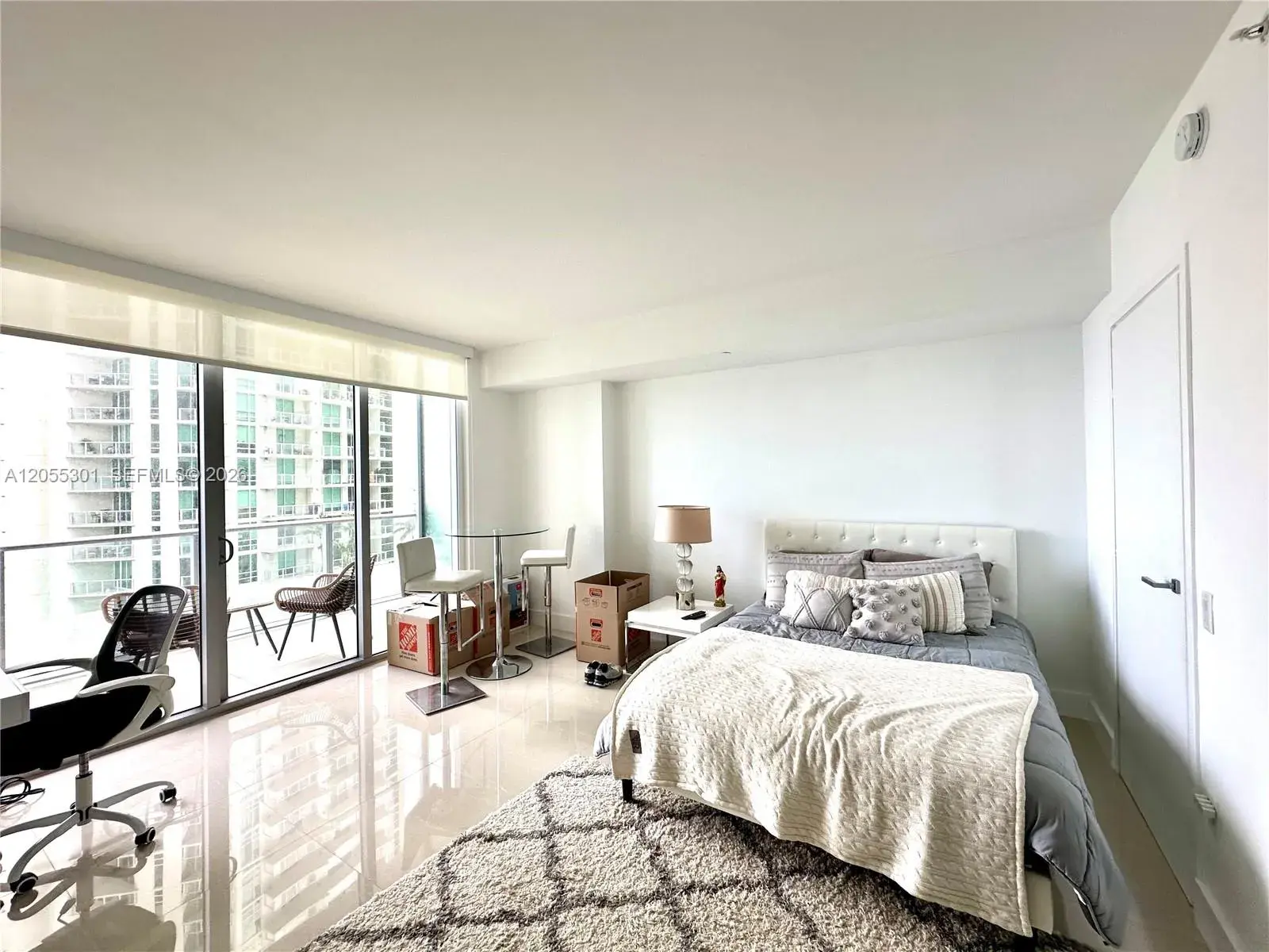 1300 Brickell Bay Dr # 1205, Miami FL 33131