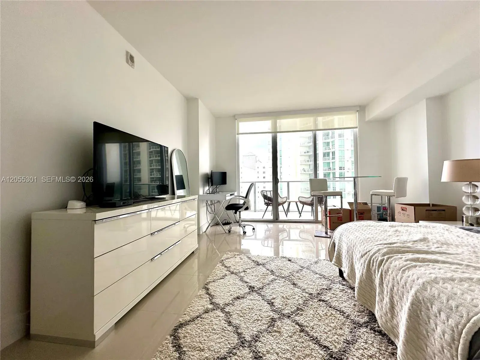 1300 Brickell Bay Dr # 1205, Miami FL 33131
