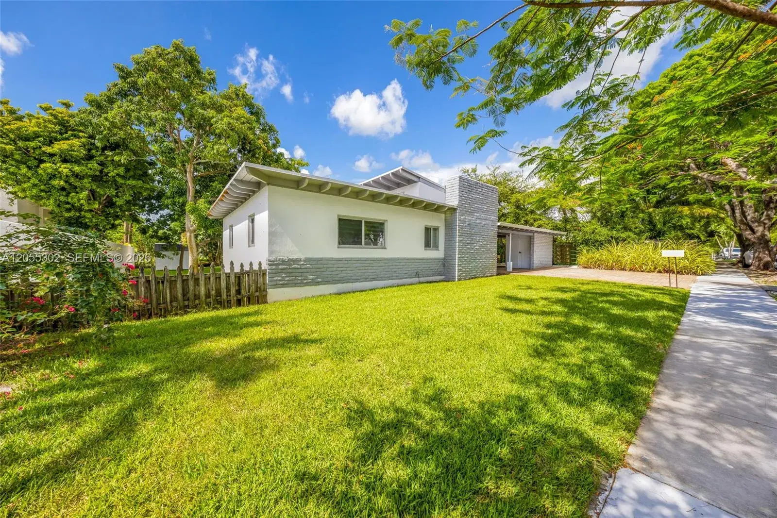 910 NE 81st St, Miami FL 33138